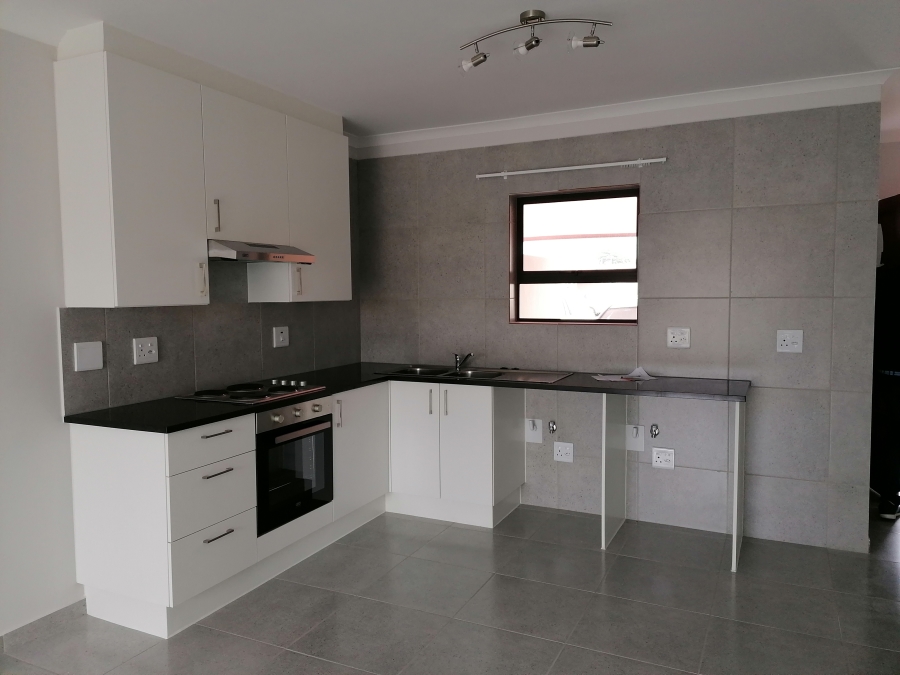 To Let 3 Bedroom Property for Rent in Stellendale Western Cape